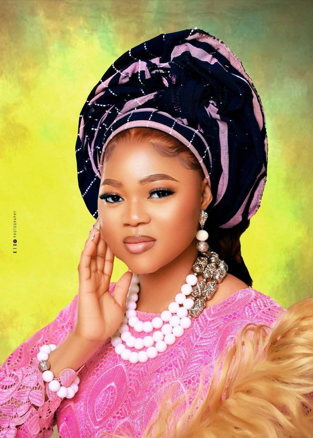 ANNA FAMBO - Nominé pour Meilleur Artiste Féminin