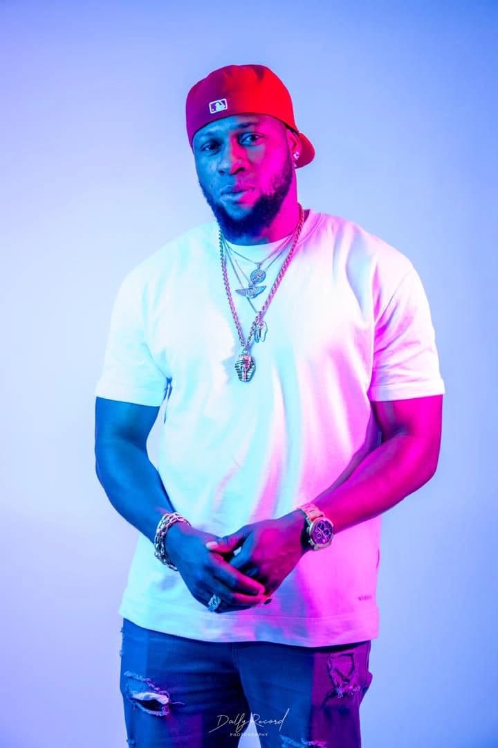 Molare cash Money - OMOGE CAIRO - Nominé pour Meilleur Clip Vidéo